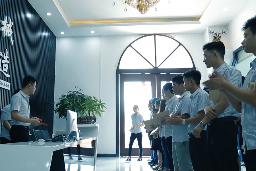 航林機(jī)械團(tuán)隊聚餐場景